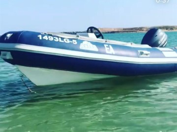 Kitesurf rescue boat service  Alvor lagoon, Lagos, Algarve, Portugal