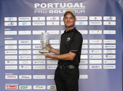 Dale Whitnell repete história Tiago Cruz o melhor português